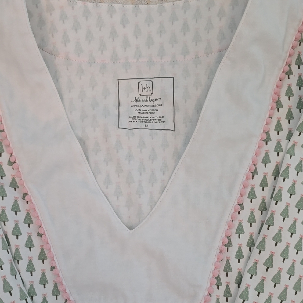 White And Green Tree Patterned Top - image 1